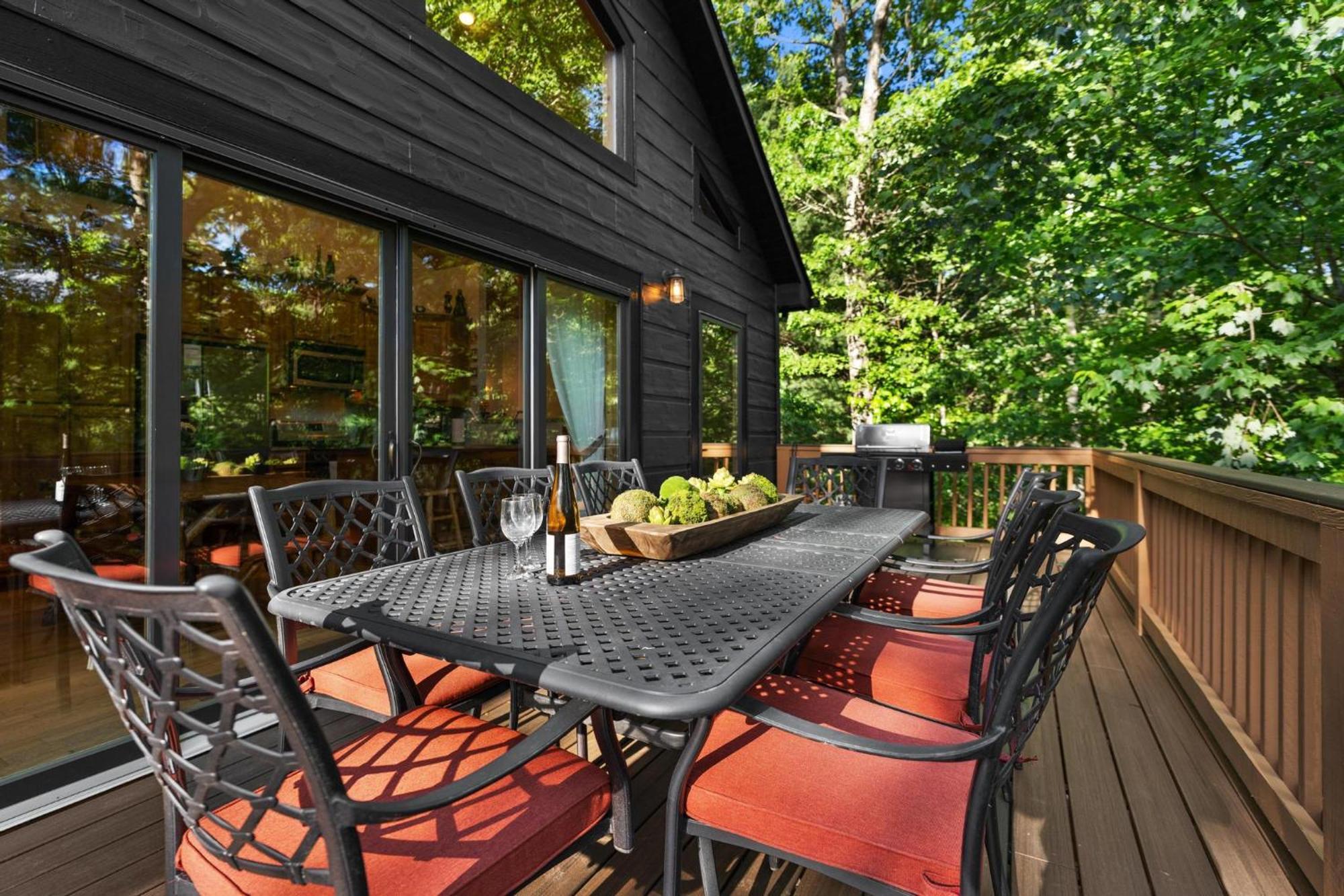 Lux Mtn Cabin - Hot Tub, Fire Pit, Game Room Франклин Екстериор снимка