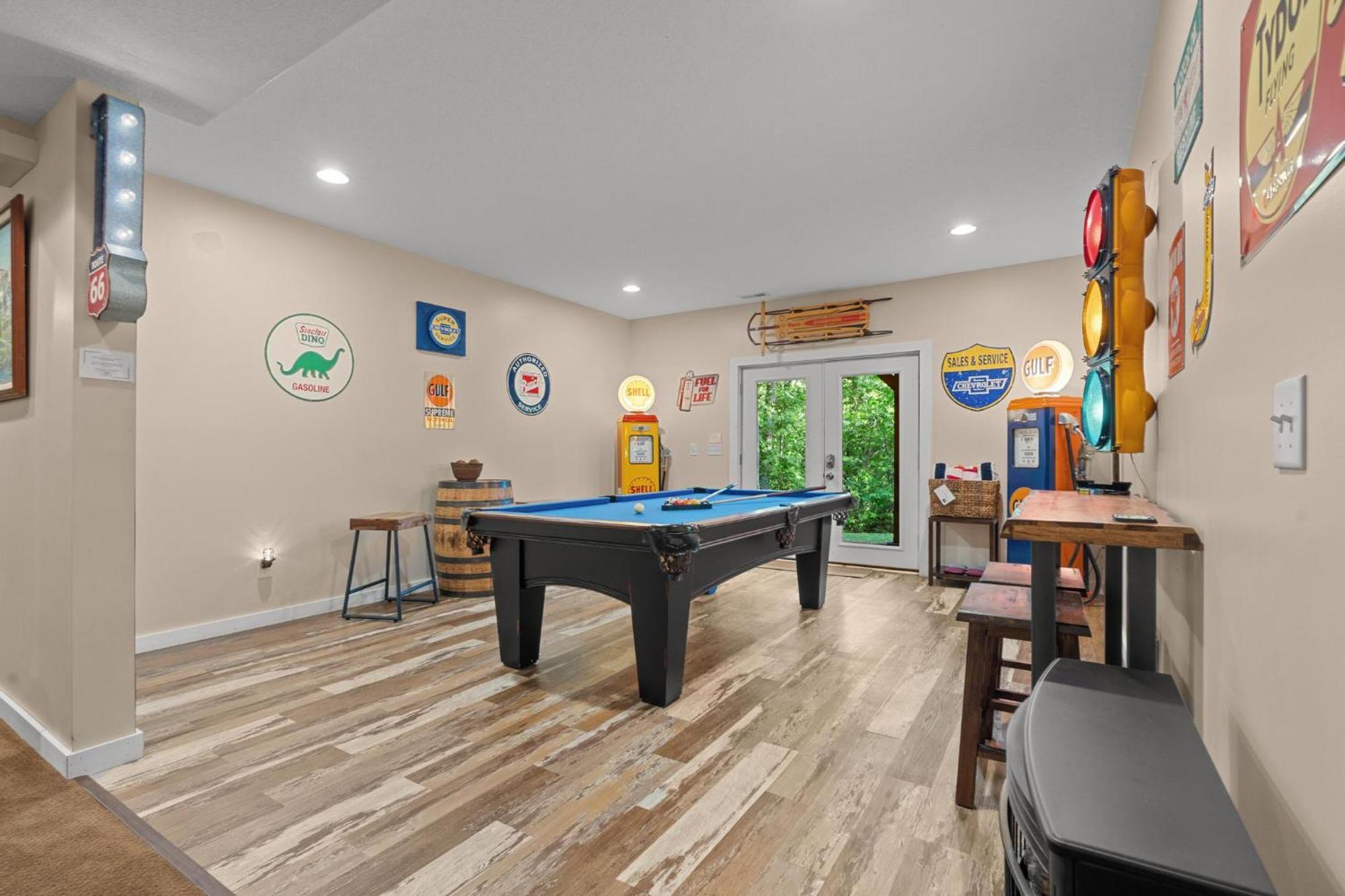 Lux Mtn Cabin Hot Tub, Fire Pit, Game Room 3Bd Франклин Екстериор снимка